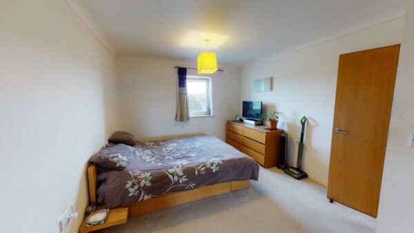 Two bed apartment for sale in Norbury