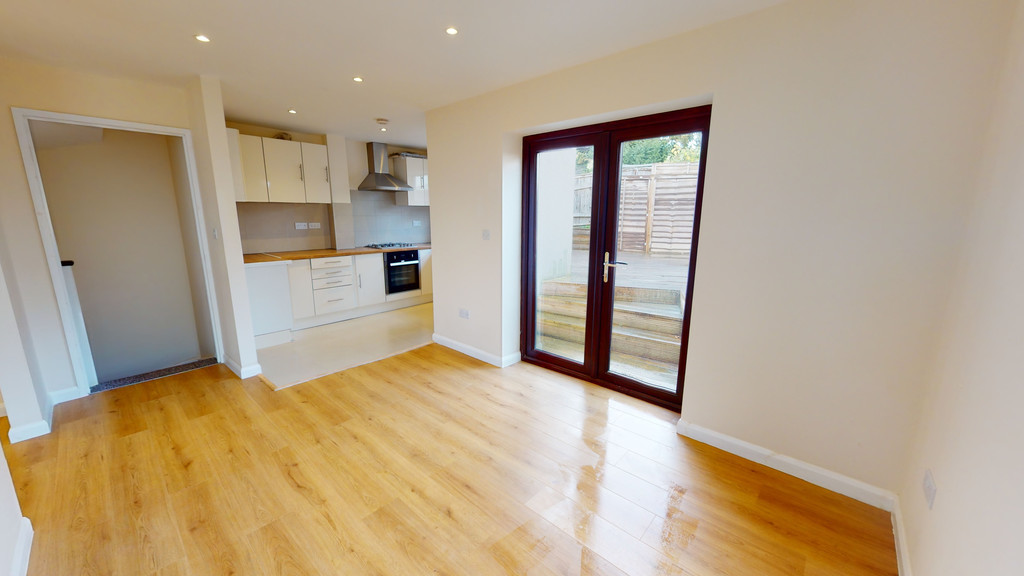 Four Bedroom House to Rent In Selsdon