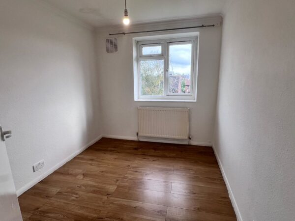 3 Bedroom Flat To Rent In Streatham