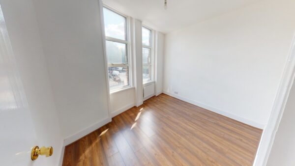 Newly Refurbished Flat To Let In Croydon