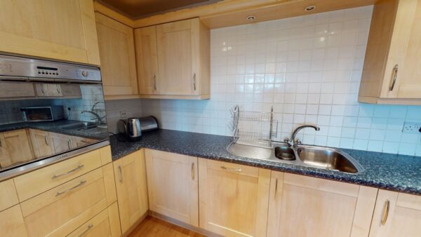 Two bed apartment for sale in Norbury