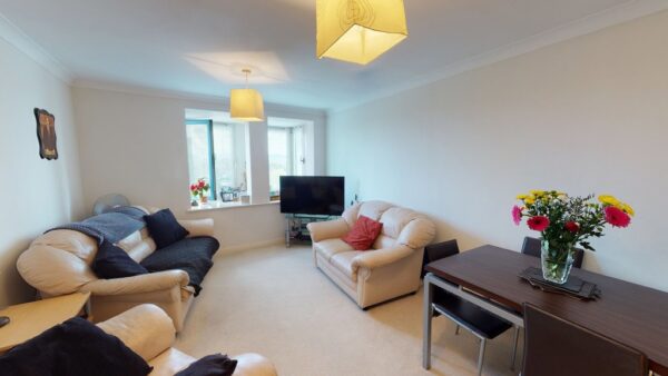 Two bed apartment for sale in Norbury