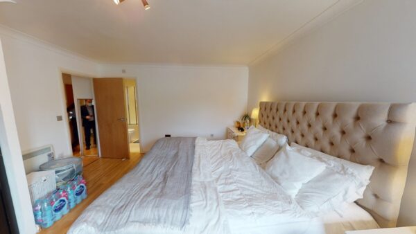 One Bedroom Luxury Apartment to Rent in Norbury SW16